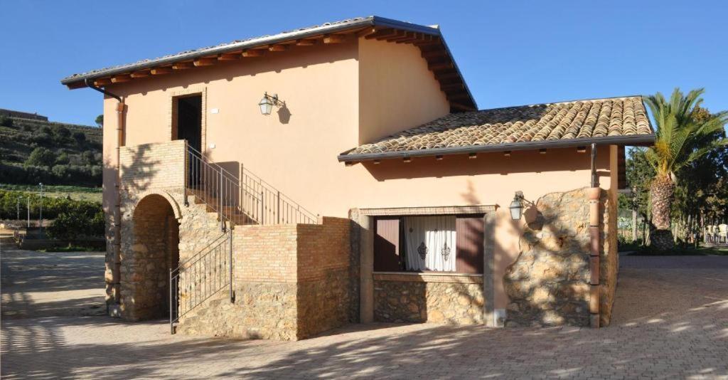 Tenuta Bellaprima Caltagirone Niscemi Kültér fotó
