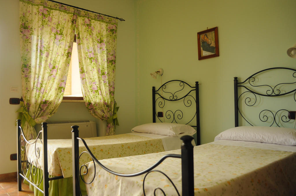 Tenuta Bellaprima Caltagirone Niscemi Szoba fotó